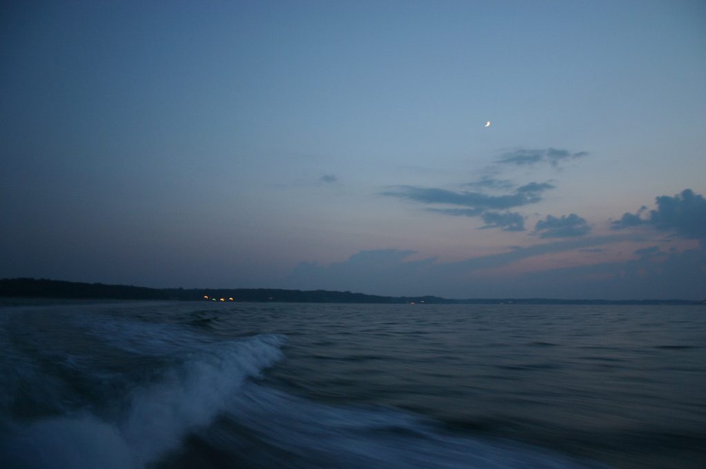 Video: Exploring the Town Beach